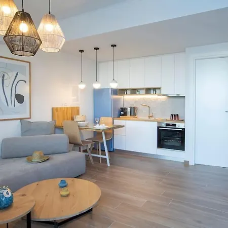 Theretro, With Superb View * Apolpaina