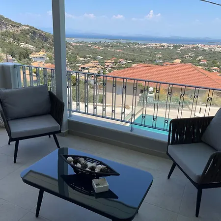 Theretro, With Superb View Apolpaina